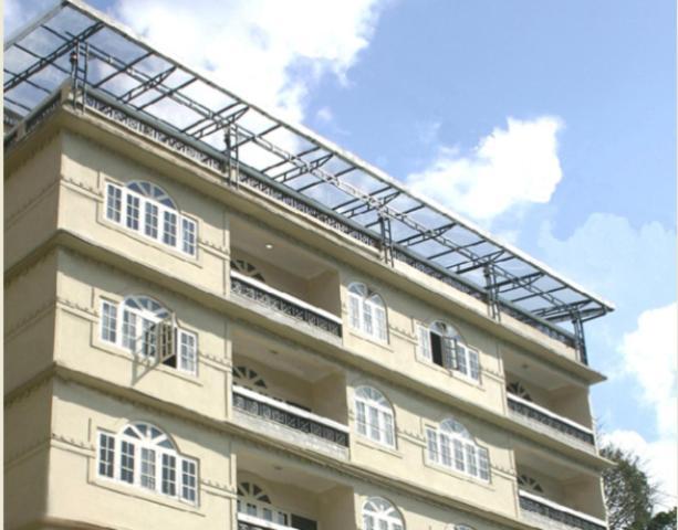 The Denzong Shangrila Gangtok Exterior photo