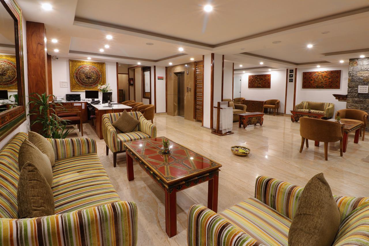 The Denzong Shangrila Gangtok Exterior photo